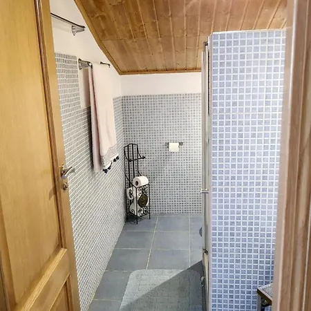 3 Bedrooms House With Enclosed Garden At 2 Km Away From The Beach