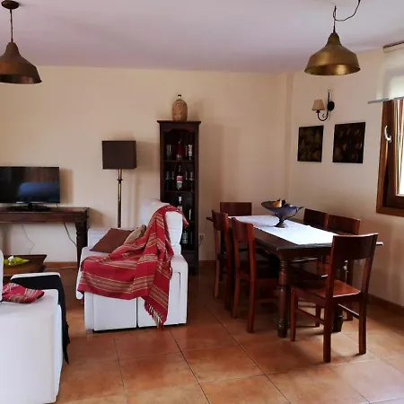 3 Bedrooms House With Enclosed Garden At 2 Km Away From The Beach Sada