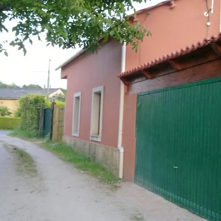 Сasa de vacaciones 3 Bedrooms House With Enclosed Garden At 2 Km Away From The Beach